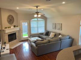 Cozy & spacious 3 bed home North San Antonio - Stone Oak area, holiday home in Bulverde