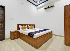 OYO Hotel Blue Moon Palace, hotel s 3 zvezdicami v mestu Jaipur