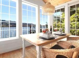 'Erinleigh By The Sea' Waterfront