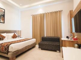 Blessings Hotel, hotel near Sri Guru Ram Dass Jee International Airport - ATQ, Amritsar