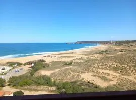 LA ROCCIA SUL MARE