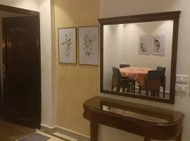 اكتشف المزيج المثالي من الراحة والرفاهية مع شقتنا الجميلة بالمهندسين