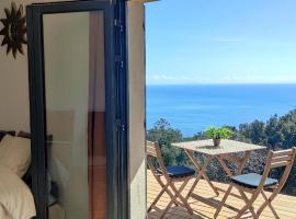 CASAPIETRA, hotel i Brando