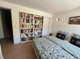 Maison familiale 3 chambres, parking gratuit, hotel v Avignonu