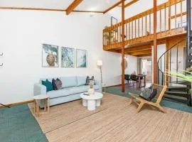 15 Cottesloe - Steps From Beach - Sleeps 3