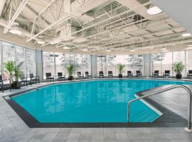 ヒルトン ガーデン イン カルガリー エアポート（Hilton Garden Inn Calgary Airport）、カルガリーのホテル