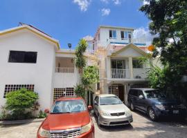 One Bedroom Suite in Peguy-Ville – hotel w mieście Port-au-Prince