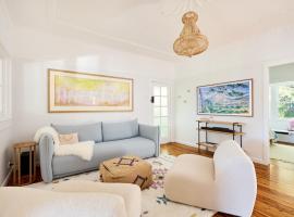 Emerald Cottage in the Blue Mountains, hotel v destinaci Faulconbridge