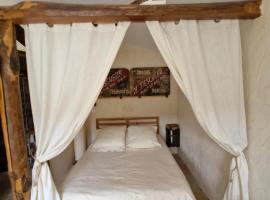 Studio au cœur du Verdon, hotel v destinaci La Palud sur Verdon