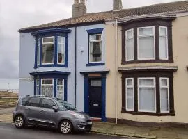Traditional 3-Bed House on the Historic Headland