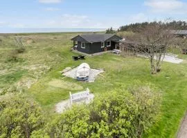 2 Bedroom Beautiful Home In Hurup Thy