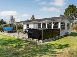 2 Bedroom Gorgeous Home In Hadsund