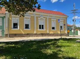 DANA GUEST HOUSE, hotel em Sremski Karlovci