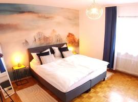 Bright, Modern and Spacious - Apartment "Lola" Family & Workplace, cheap hotel in Gießen