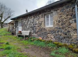 maisonnette pres des bois, cottage in Fontannes