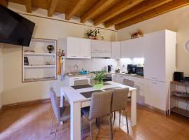 CAV MOTTENO, place to stay in Mandello del Lario