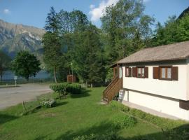 Ferienhaus für 4 Personen ca 60 qm in Pur-Ledro, Trentino Ledrosee，梅蘇拉戈的飯店