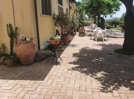 Agriturismo Parco degli Ulivi, nhà nghỉ trang trại ở Gizzeria