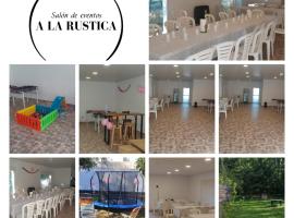 Salon para eventos o reunion empresarial – domek wiejski w mieście Plottier