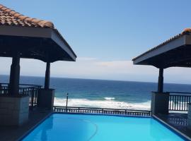 Bali Hai, hotel di Westbrook