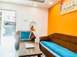 Cozy 2 Ac Rooms Near Pune Airport Osho Garden WTC, B&B in Pune