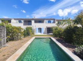 Beautiful Home In Saint-laurent-de-la-ca With Kitchen ค็อทเทจในSaint-Laurent-de-la-Cabrerisse