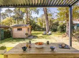 Maison rénovée 2023 à 300m de la mer avec terrasse, jardin clos, clim et wifi - FR-1-306-1270