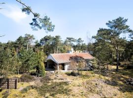 Amazing Home In Nexø With Wifi, hotel in Snogebæk