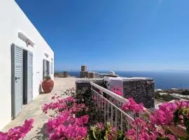 BELLAVISTA HOUSE