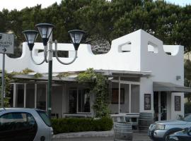 HOTEL GENOVA, hotel v destinácii Scalea