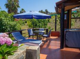 CASA RÚSTICA CON JACUZZI، فندق في لاس بالماس دي غران كاناريا