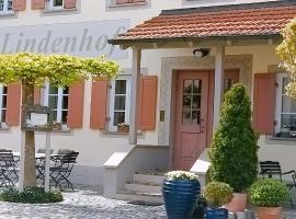 Hotel garni Lindenhof im Steigerwald, hotel v destinaci Oberaurach