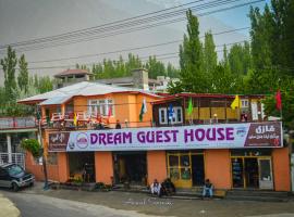 Dream Guest House, homestay in Skardu