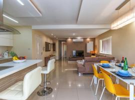 Modern 3 BR Apartment close to Paceville and Beach、Is-Swieqiのホテル