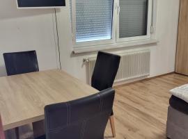 Schöne 2 Zimmer Wohnung im Herzen von Gleisdorf, хотел в Глайсдорф