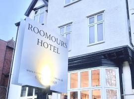 Roomours Hotel with Private Car Park, hotel v destinaci Llandudno