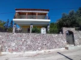 Αίγινα εξοχική κατοικία