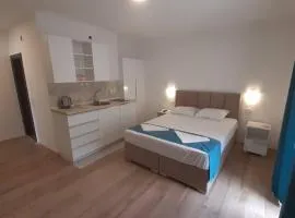 Guest house Mia Becici - Sobe i Apartmani
