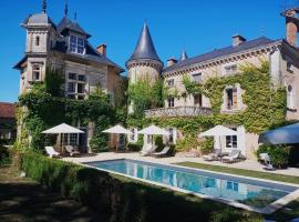 Saint Victor La Grand' Maison, hotel with parking in Ingrandes