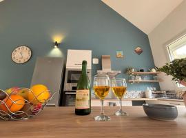 Duplex Parapluies de Cherbourg Netflix Parking, hotel v destinaci Cherbourg en Cotentin