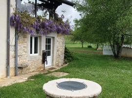 Gite de l'Ancheronne 12 couchages spa, hotel v destinaci Lavans-sur-Valouse