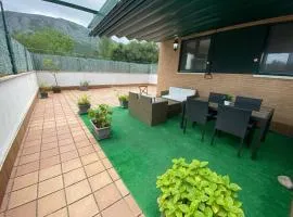 Gestiona2R - Apartamento con gran terraza y piscina