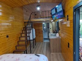 HAN Tiny House, cabin in Akcaabat