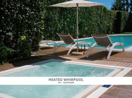 Hotel Palazzo del Garda & Spa, ξενοδοχείο στο Ντεζεντσάνο ντελ Γκάρντα