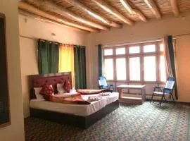 OMBAY GUESTHOUSE