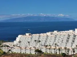 Apartment on the beach Paraiso Playa, Sea Views
