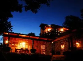 Casa Nora Malinalco: entire estate w/pool