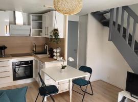 Les bastides de la plage-400 m de la plage, golfhotel in Le Grau-du-Roi