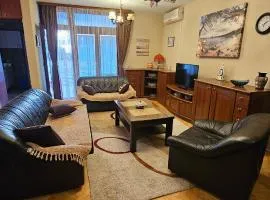 Bar Central Point - 2BR Apartment