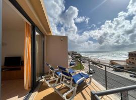 Apartment with Breathtaking view, hotel con estacionamiento en Praia da Areia Branca